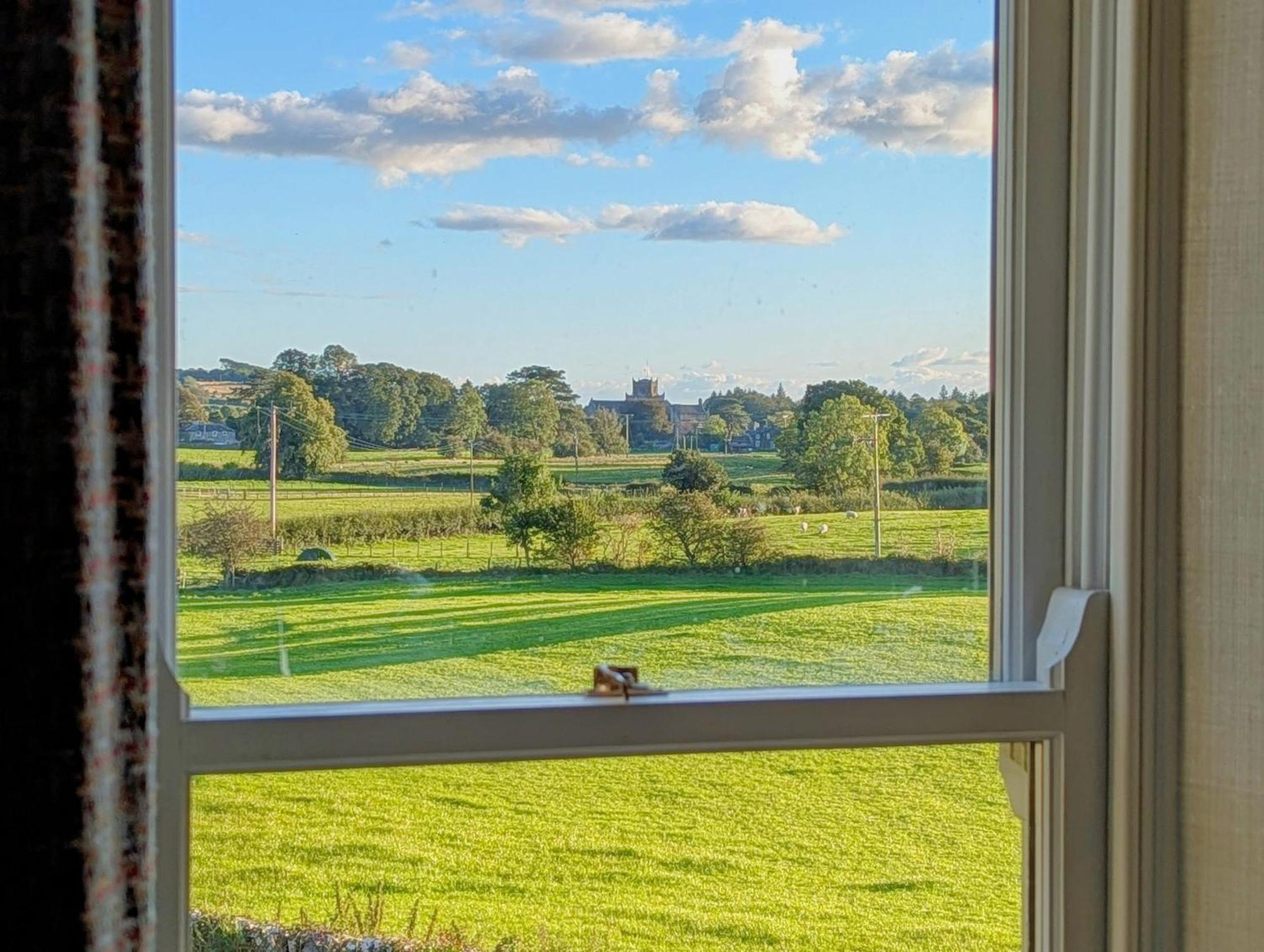Aynsome Manor Bed & Breakfast Cartmel Exterior photo
